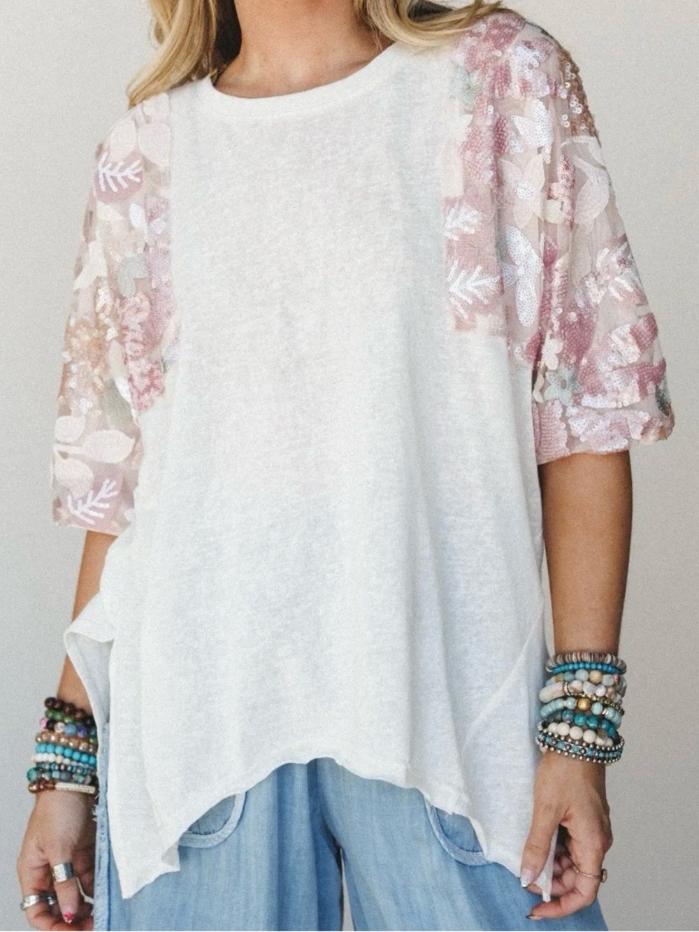 Davi & Dani Sparking In Summer Tee in Pale Pink